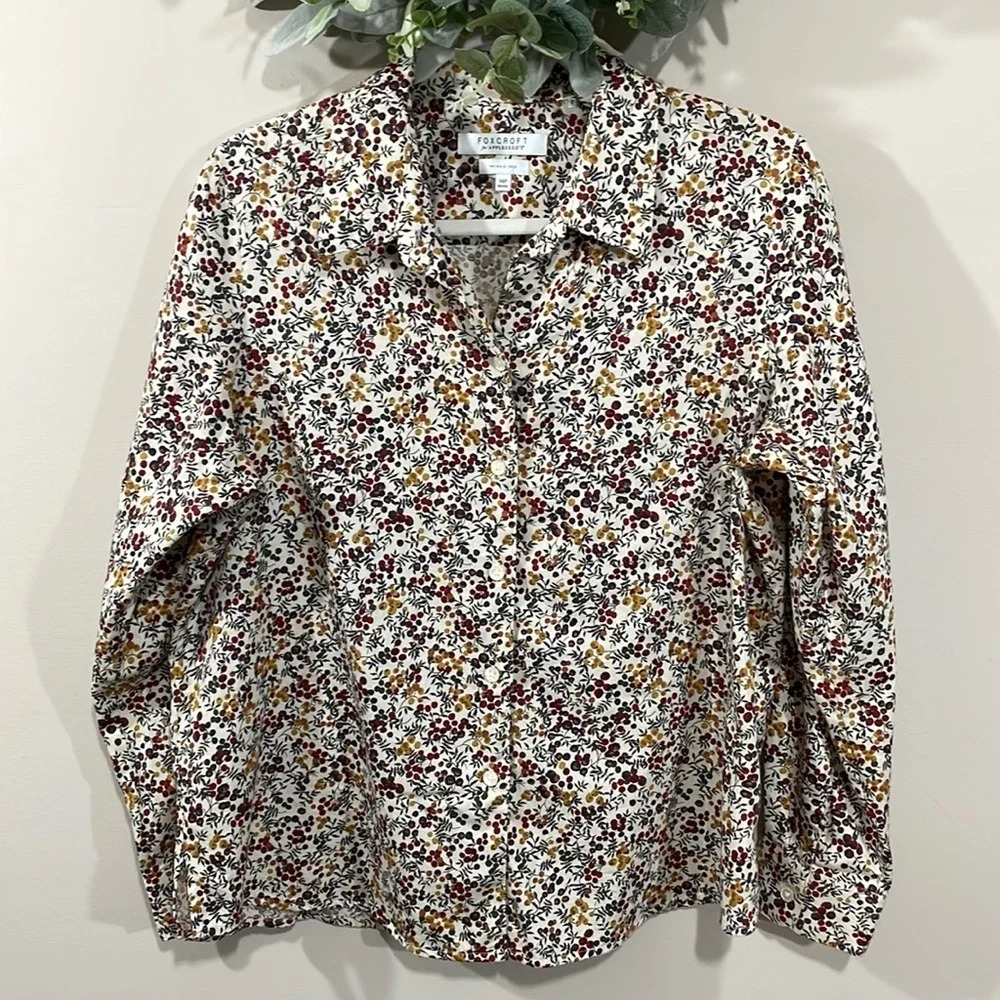 Foxcroft for Appleseed’s 100% cotton wrinkle free button down floral shi…